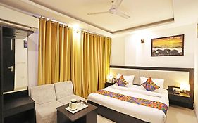 Airport Hotel Swan Near Delhi Airport